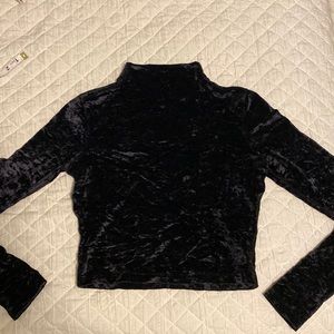 Lululemon mock neck